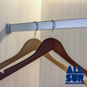 Caño Para Placard Rectangular Plata - 3 Mts (1)