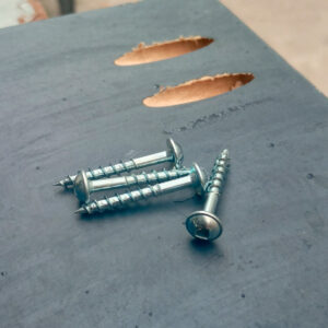 T32 - Tornillo Krg 32mm X 1200 Unid (1)